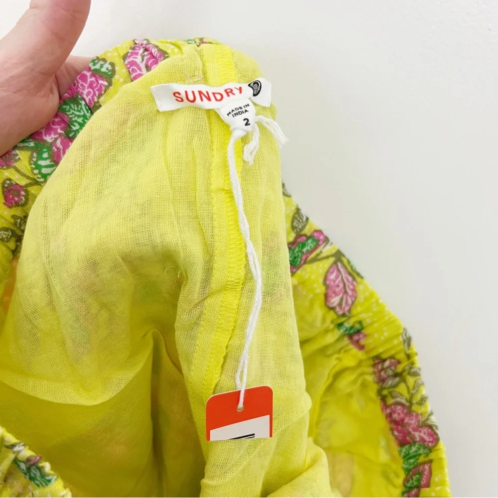 Sundry Floral Yellow Multi Color Printed Shorts Flowy Size Medium Cotton